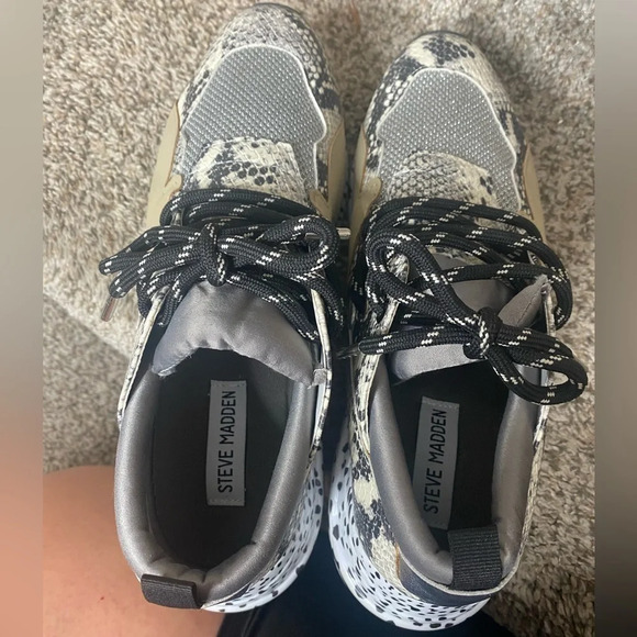 STEVE MADDEN Cliff Snakeskin Platform Sneaker Size 10 - Picture 7 of 8